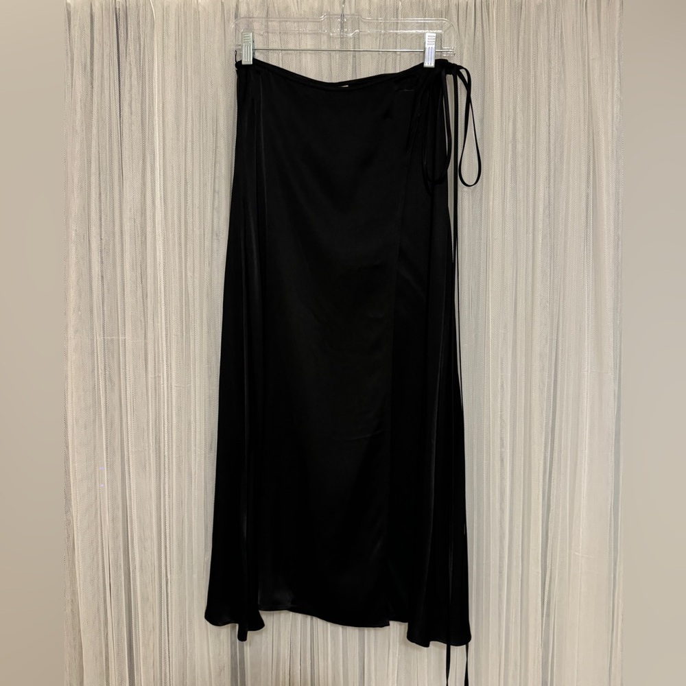 H&M Wrap Slip Skirt | Size 4 | Color: Black